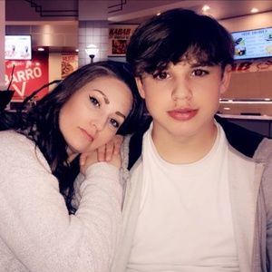 Meet your Posher, Lorinda